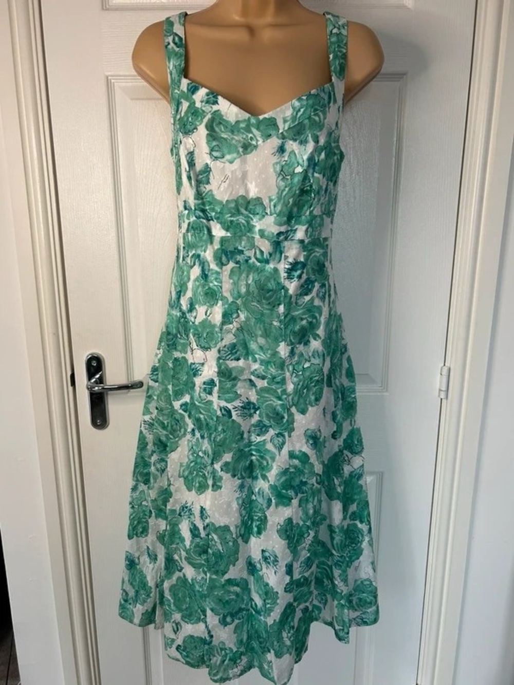 Green Floral Print White Maxi Dress with Sweetheart Neckline